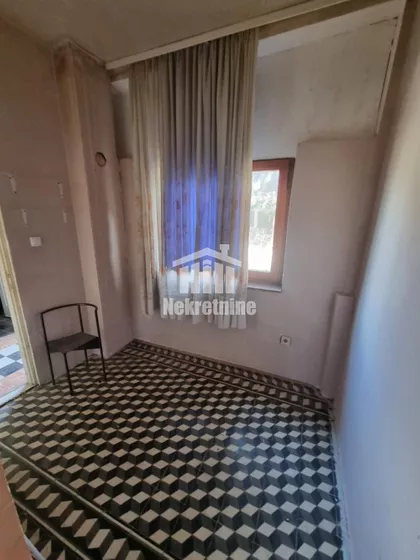 Prvomajska | 4zida.rs