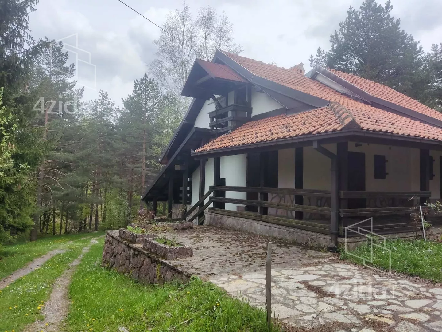 3-etažna kuća | 4zida