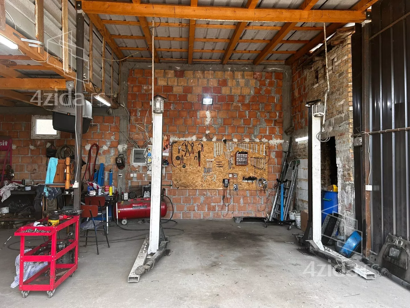 2-etažna kuća | 4zida