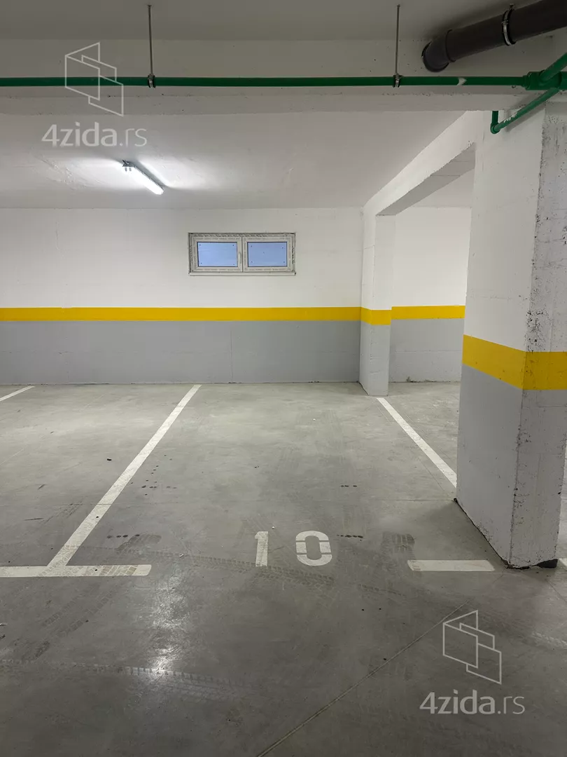 Parking | 4zida