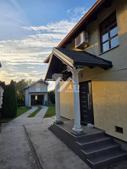 Njegoševa | 4zida.rs