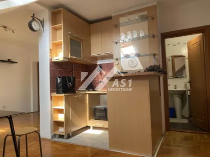 Hadži Ruvimova | 4zida.rs