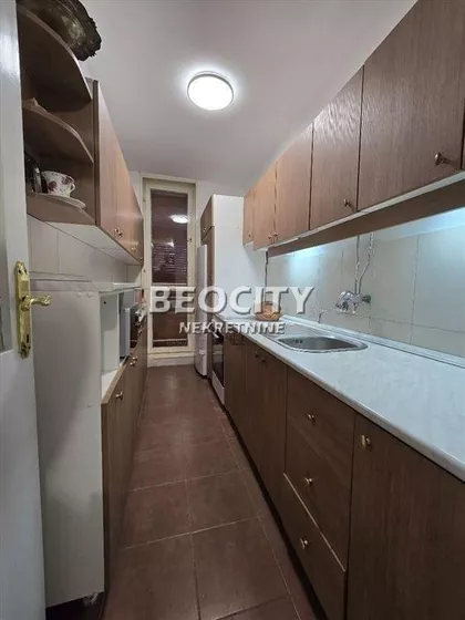 Radovana Dragovića | 4zida.rs