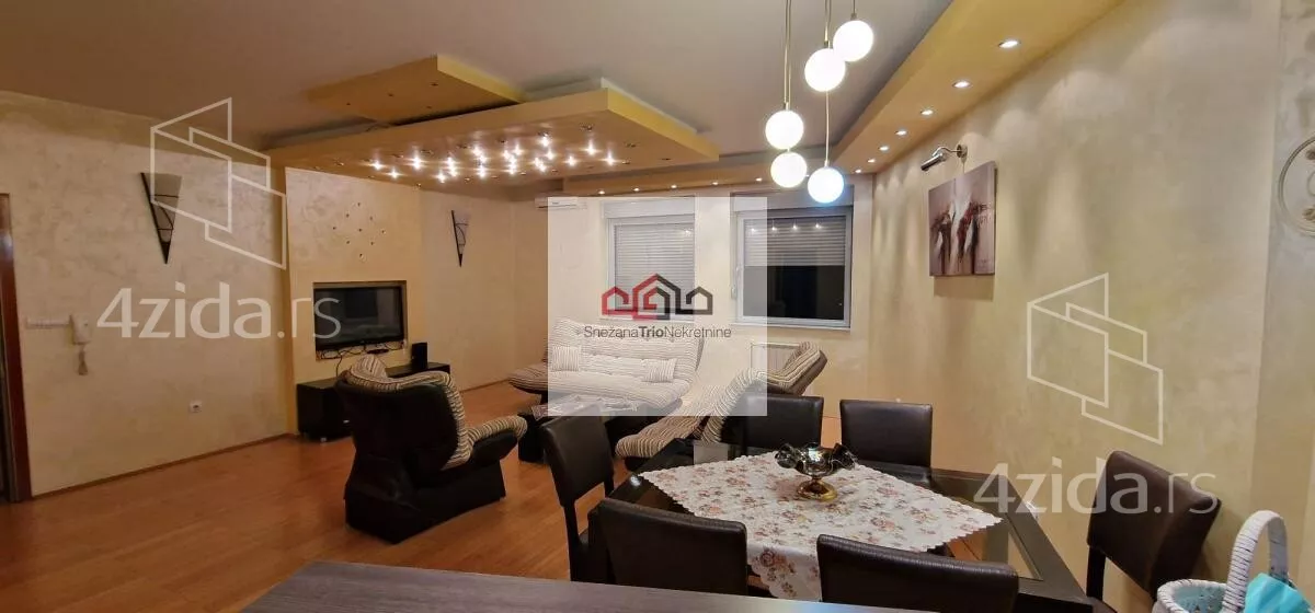 Četvorosoban stan | 4zida