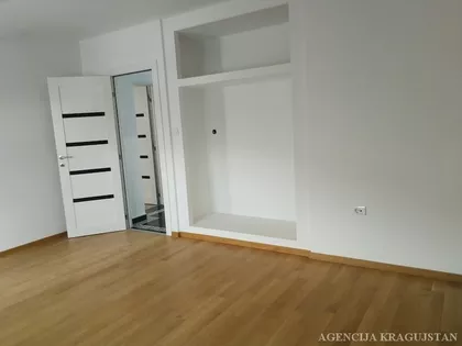 Centar preko Lepenice | 4zida.rs