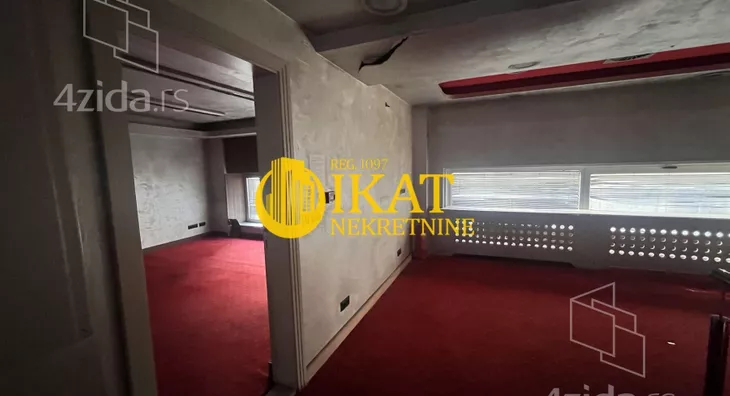 Poslovni prostor | 4zida
