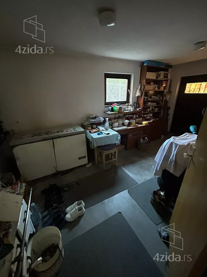 4-etažna kuća | 4zida