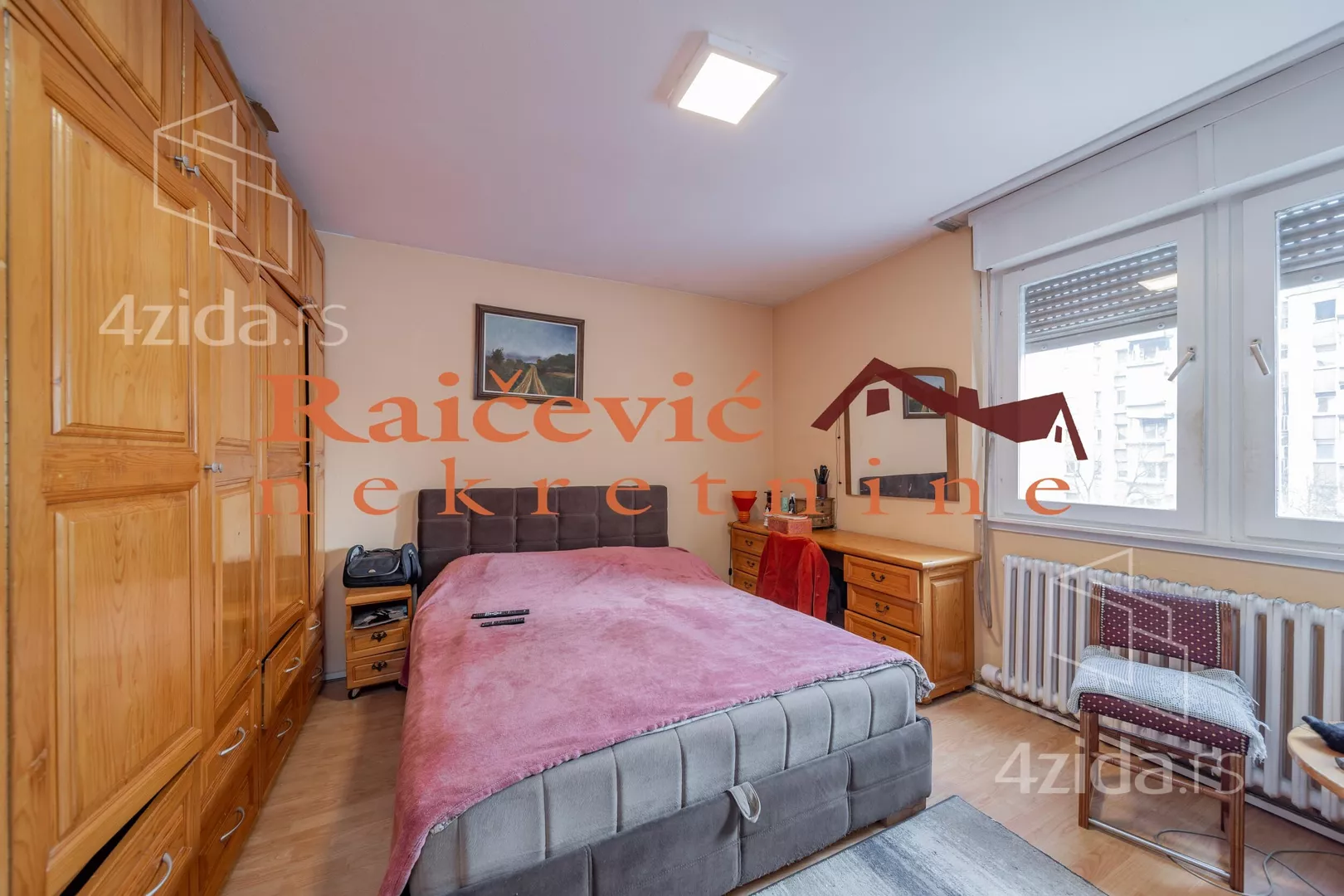 Troiposoban stan | 4zida