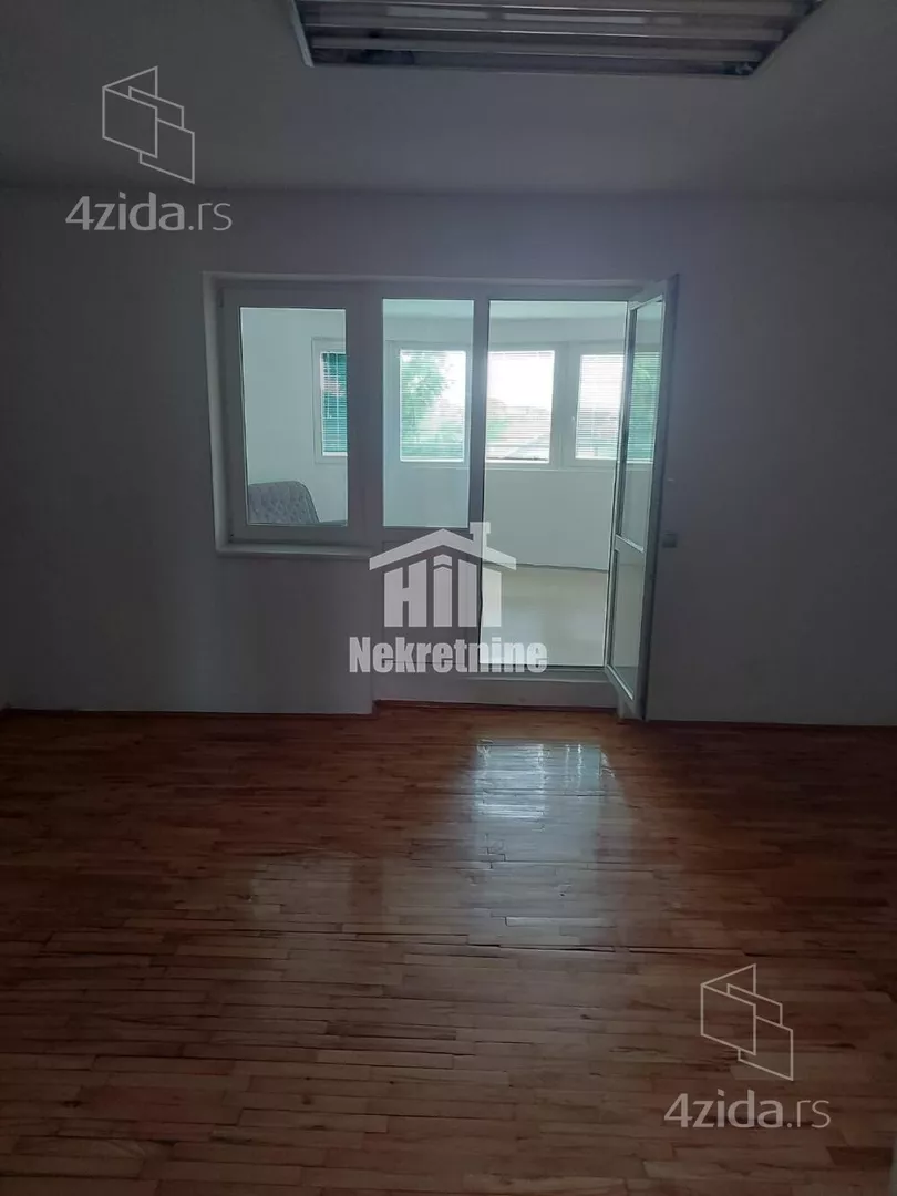 5-etažna kuća | 4zida