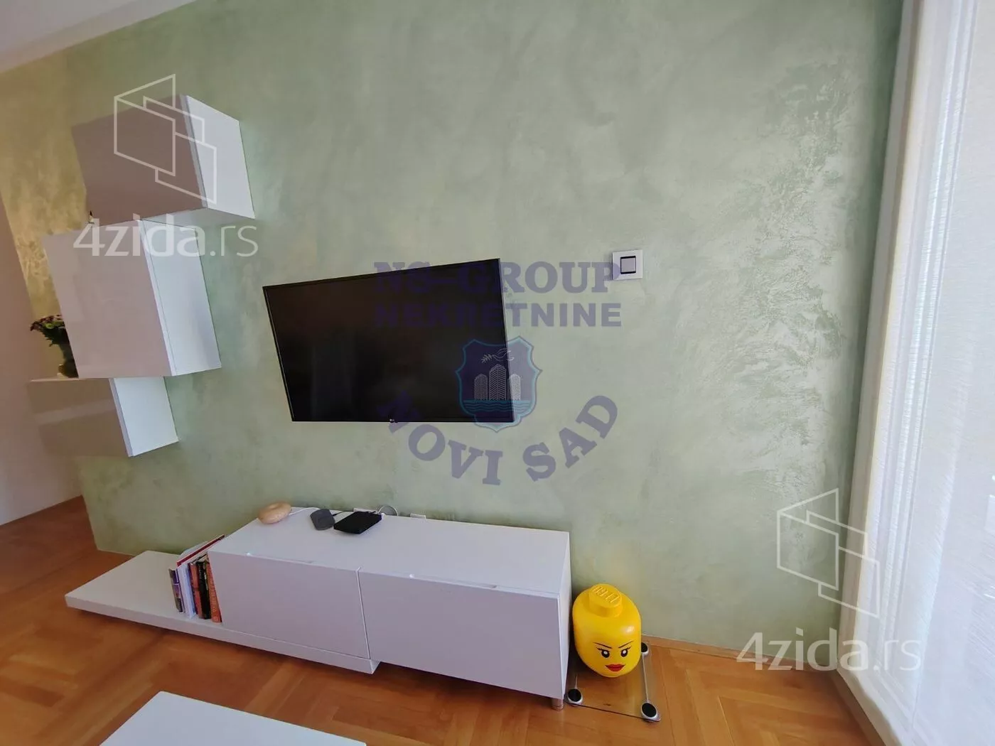 Dvoiposoban stan | 4zida