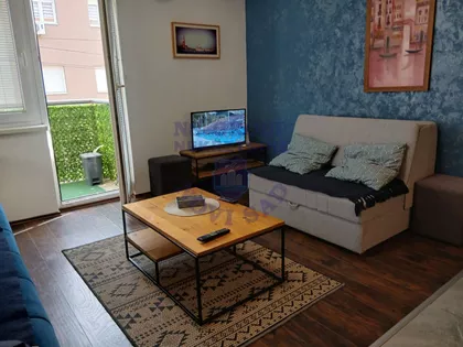 Lipov Gaj | 4zida.rs