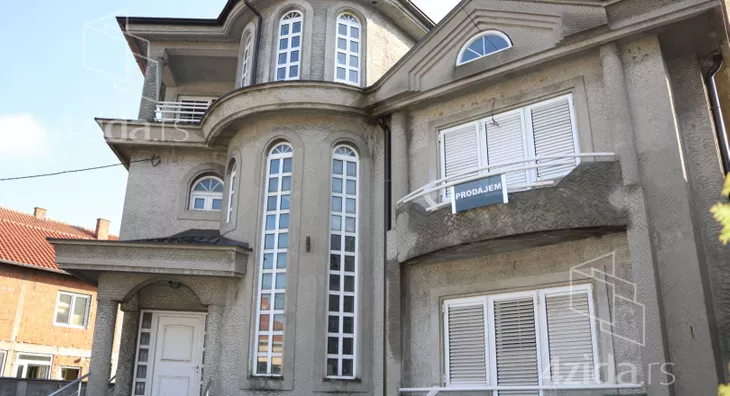 4-etažna kuća | 4zida