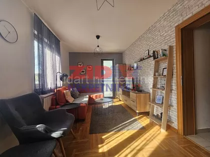 Zova | 4zida.rs