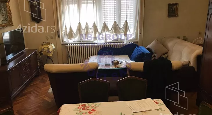 Četvoroiposoban stan | 4zida