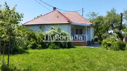 Popović | 4zida.rs