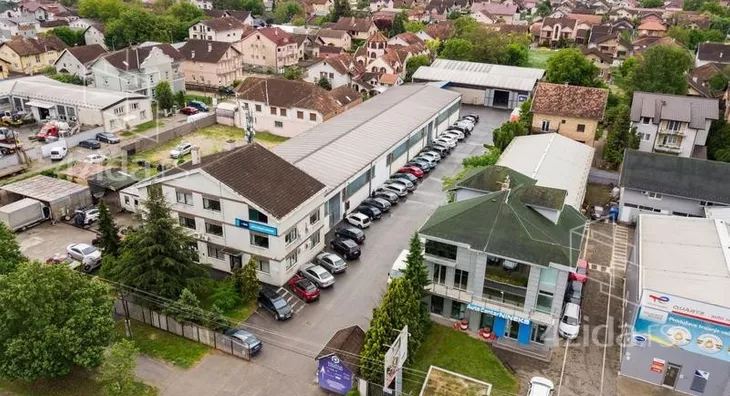 Poslovni prostor | 4zida