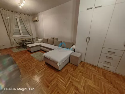 Gvozdićeva | 4zida.rs