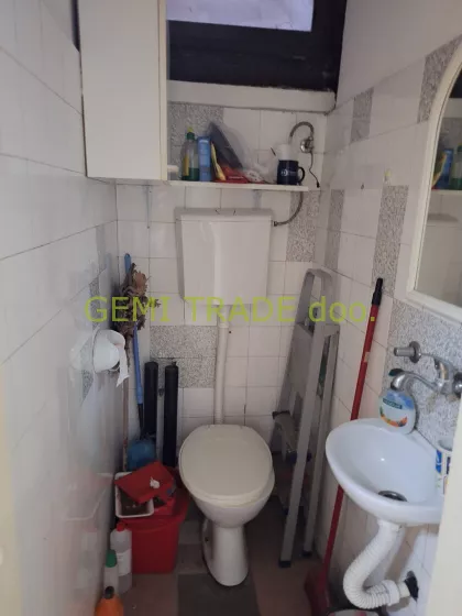 Prvomajska | 4zida.rs