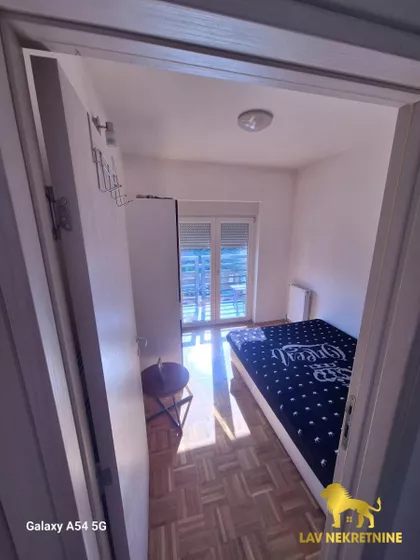 KOSMAJSKA | 4zida.rs