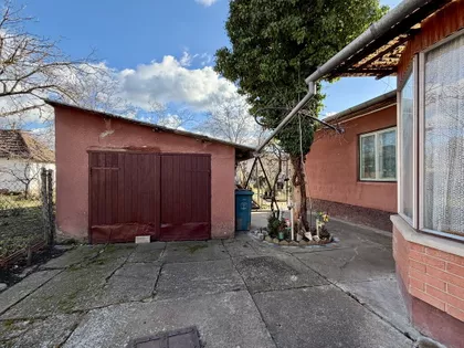 Mali Radanovac | 4zida.rs