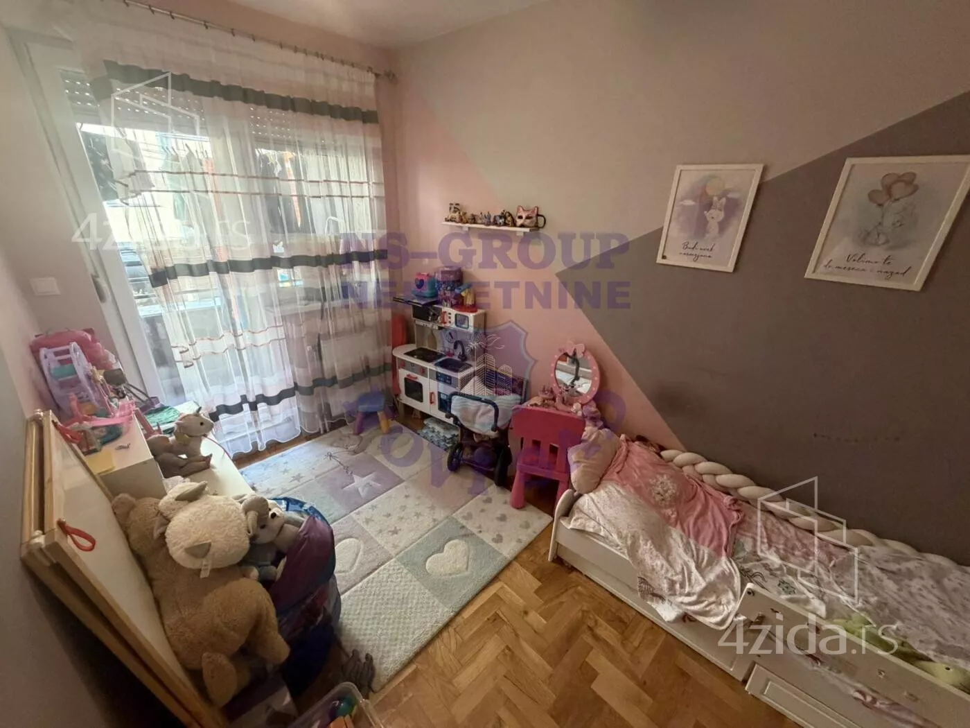 Troiposoban stan | 4zida