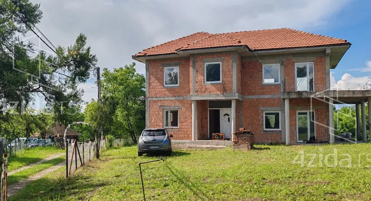 2-etažna kuća | 4zida