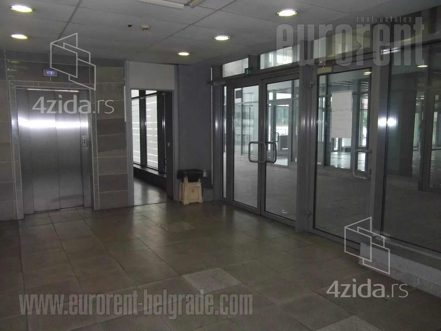 Poslovni prostor | 4zida