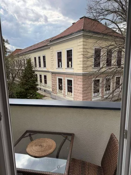 Vuka Karadžića | 4zida.rs