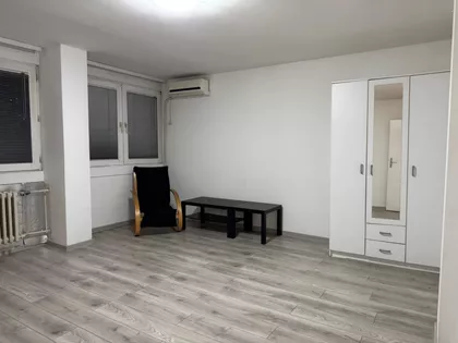 Ustanička Ustanicka | 4zida.rs