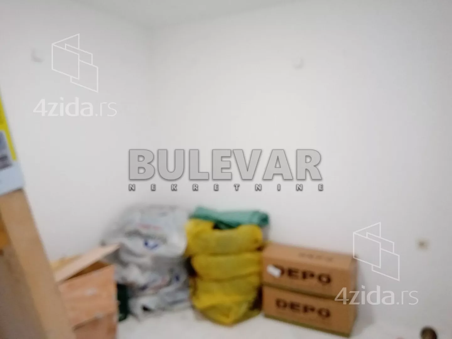 Lokal | 4zida