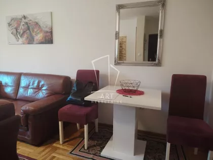 Davorina Jenka | 4zida.rs