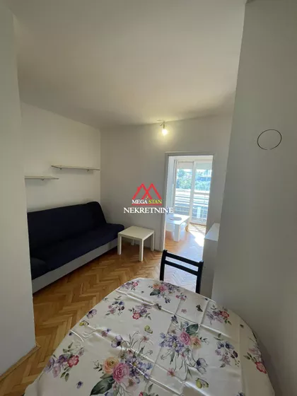 Bulevar Cara Lazara | 4zida.rs