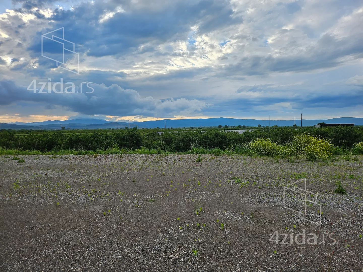 Industrijsko zemljište | 4zida