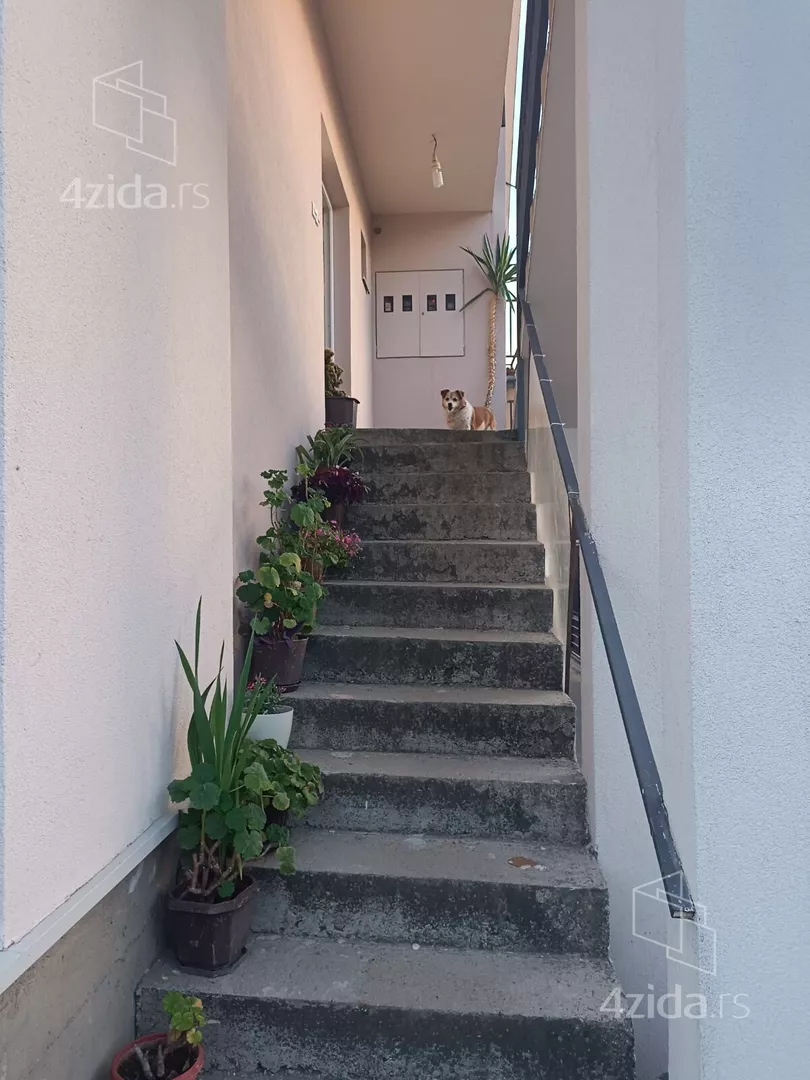 3-etažna kuća | 4zida