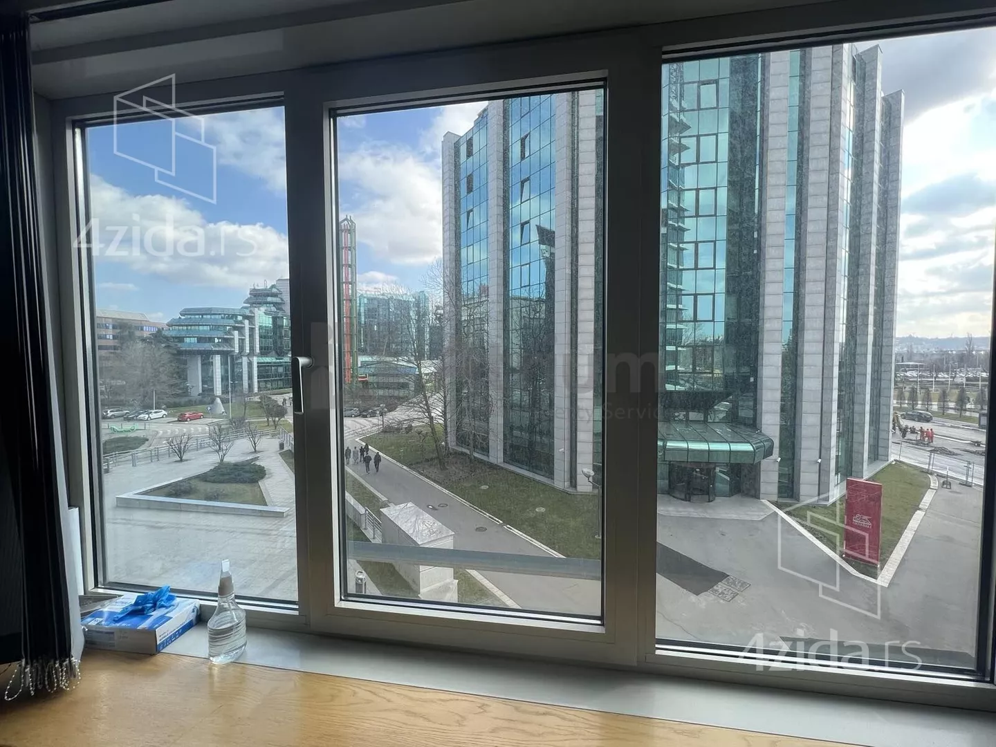 Petosoban stan | 4zida