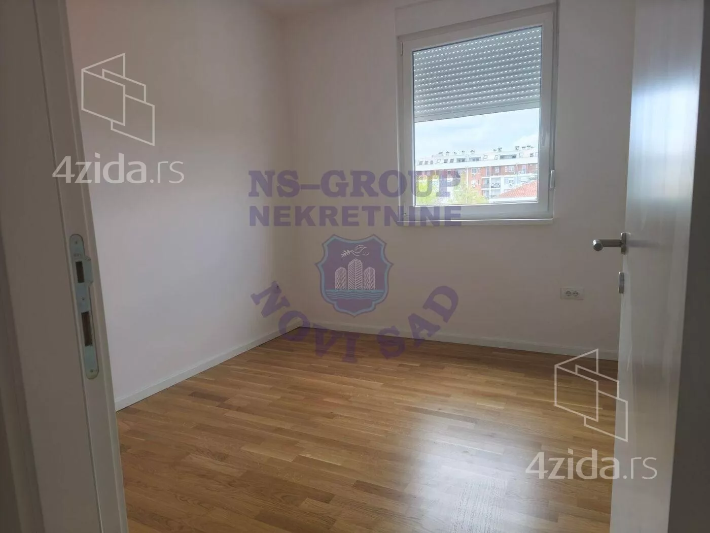 Četvoroiposoban stan | 4zida