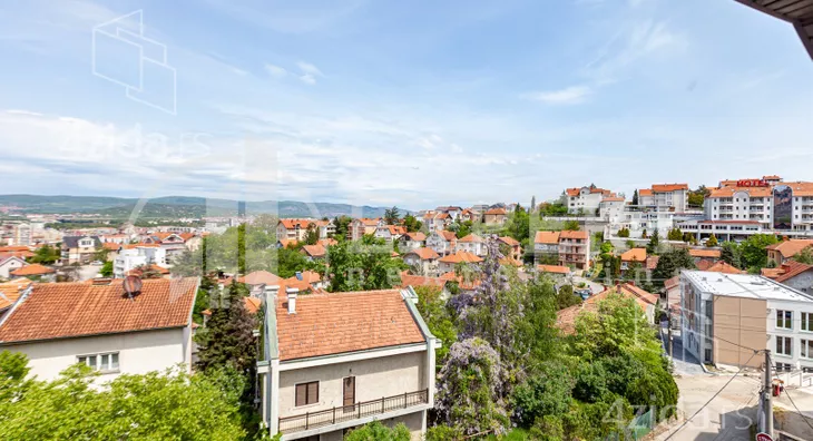 4-etažna kuća | 4zida