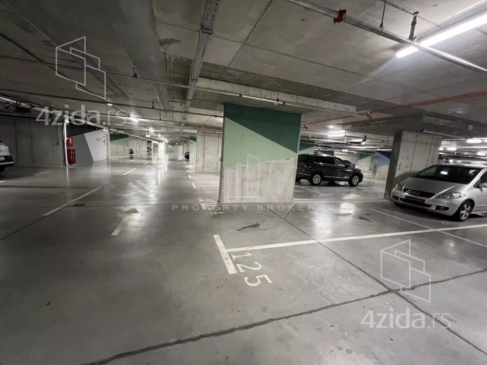 Garaža | 4zida
