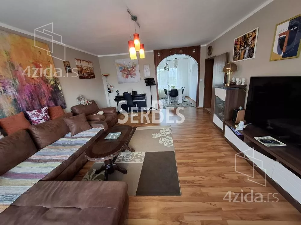 3-etažna kuća | 4zida