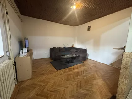 Slavujev venac | 4zida.rs
