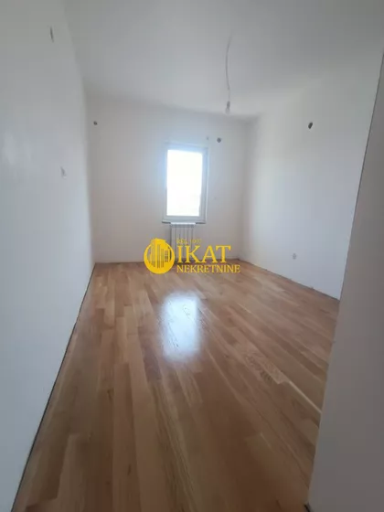 Slavujev Venac | 4zida.rs