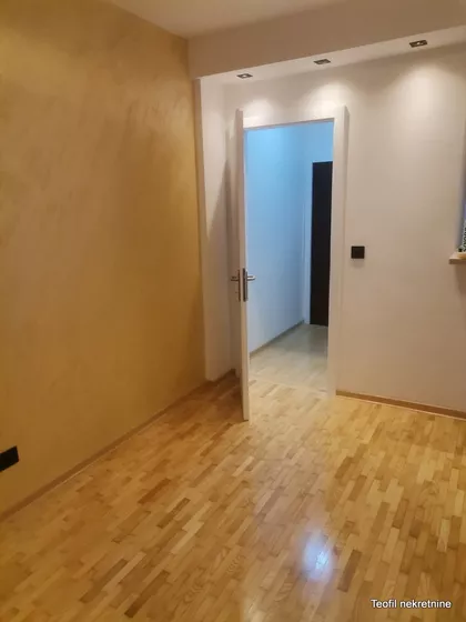 Ugrinovačka | 4zida.rs