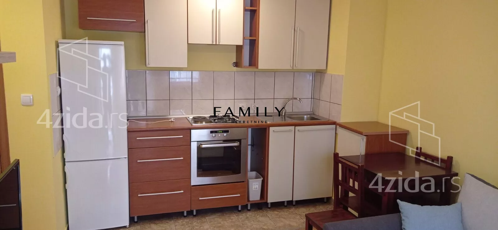 Jednoiposoban stan | 4zida