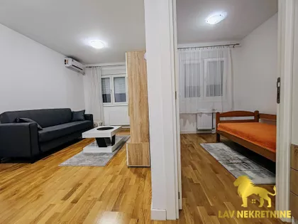 BATE BRKIĆA | 4zida.rs
