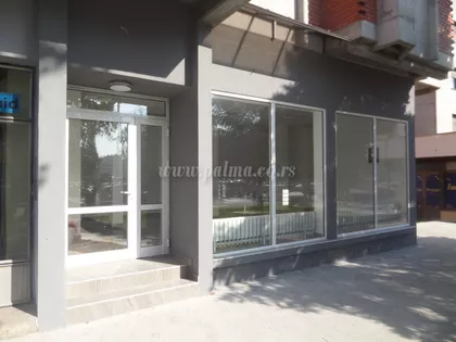 Centar preko Lepenice | 4zida.rs