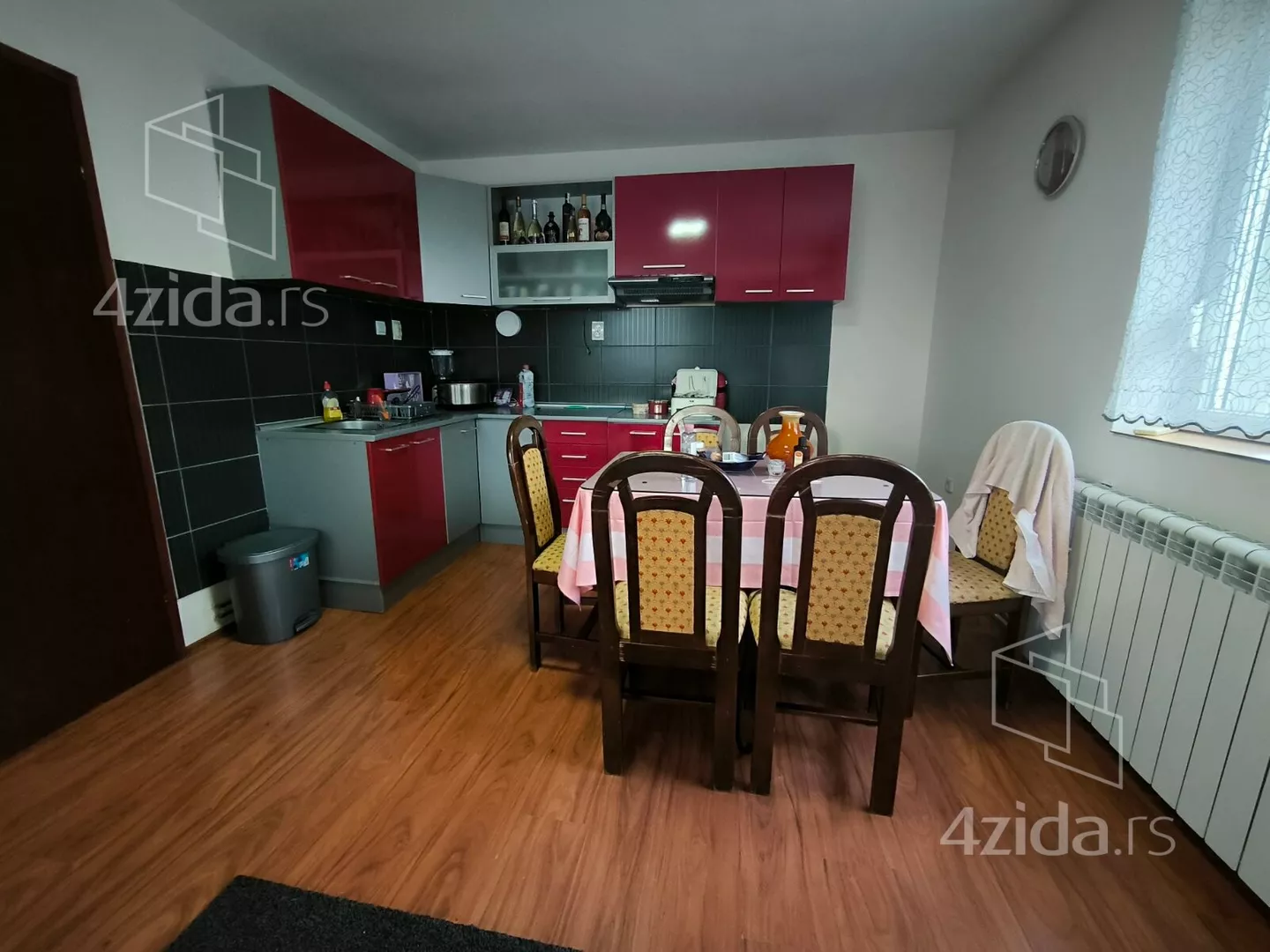 3-etažna kuća | 4zida