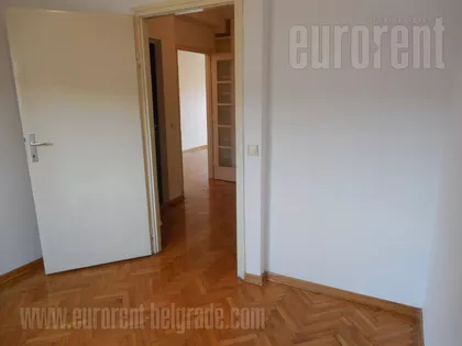 TAŠMAJDAN | 4zida.rs