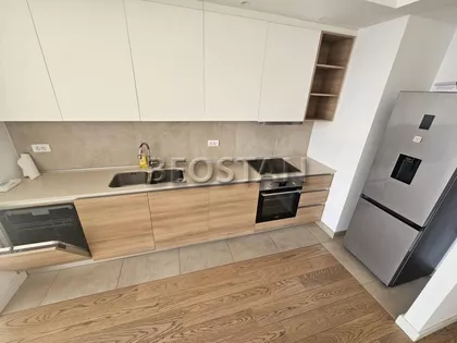 Bulevar Vudroa Vilsona | 4zida.rs