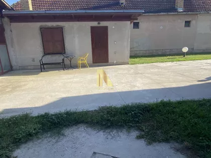 Okolne lokacije | 4zida.rs