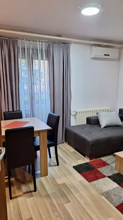 Satelitska Pijaca | 4zida.rs